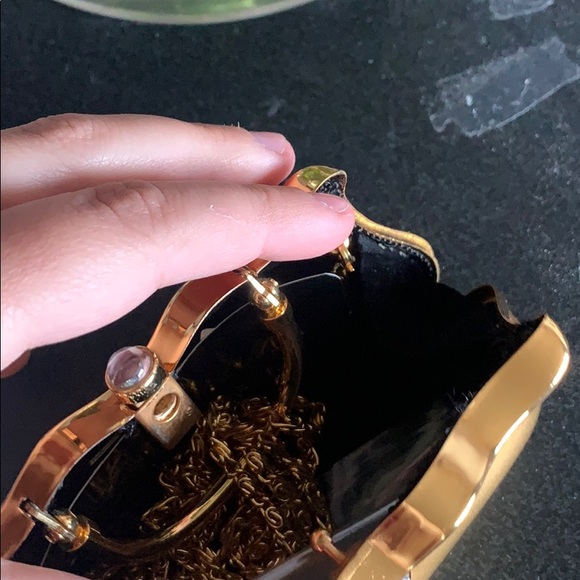 Beautiful gold beauty and the beast mini purse - Picture 3 of 4